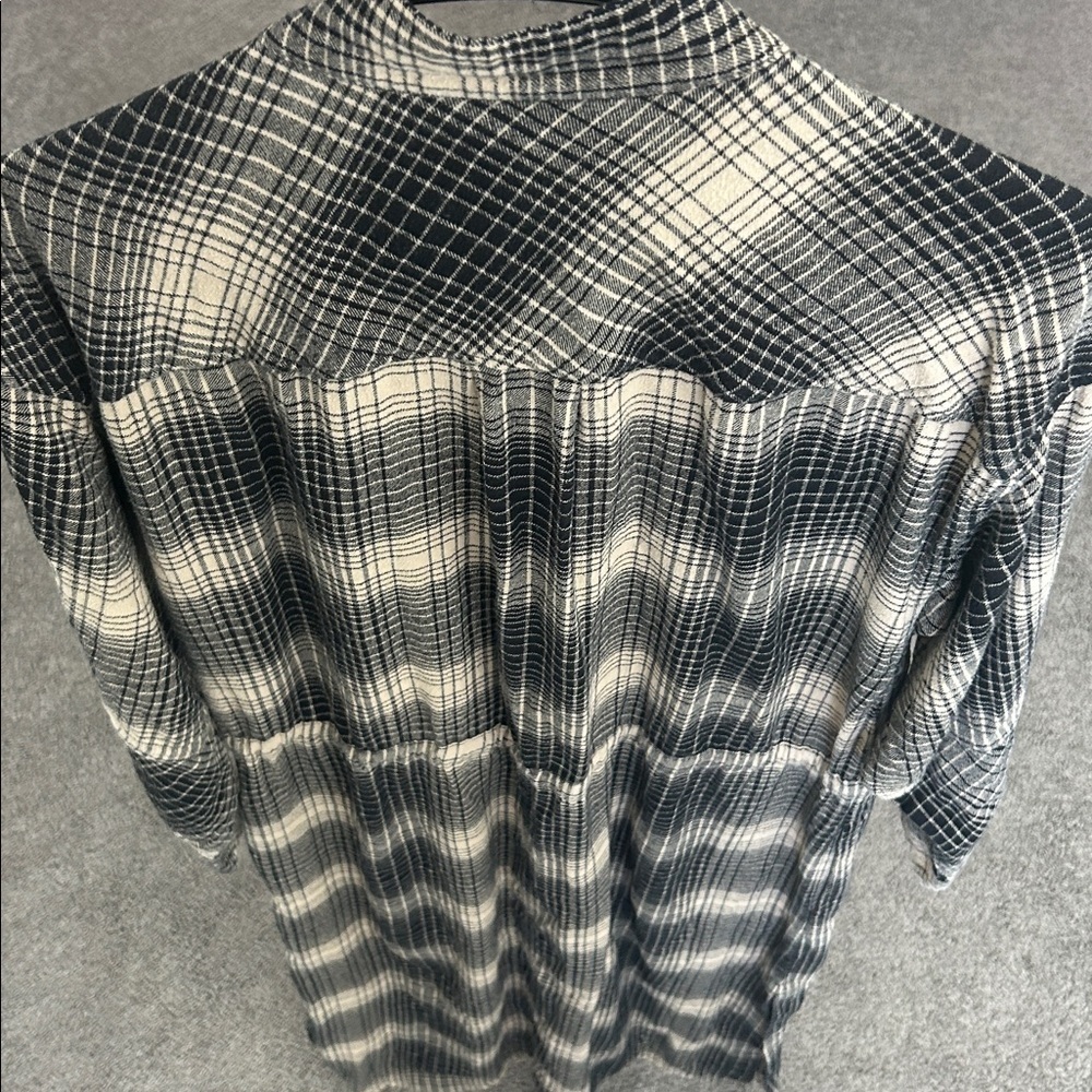 Joie Ardine Plaid Shirtdress, Black and Cream Checkered Dress - Picture 7 of 10
